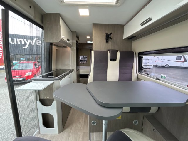 Challenger V114 Road Edition VIP 2021 - Photo 9