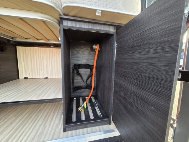 Font Vendome Master Van XS Dark Serie BLACK - Photo 18