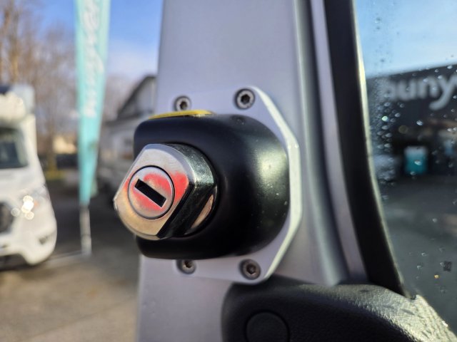 Font Vendome Master Van XS Dark Serie BLACK - Photo 24