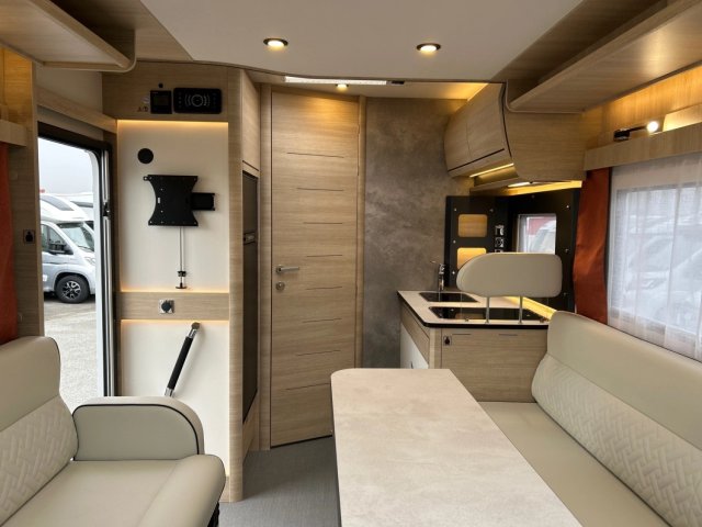 Rapido 606 F - Photo 17