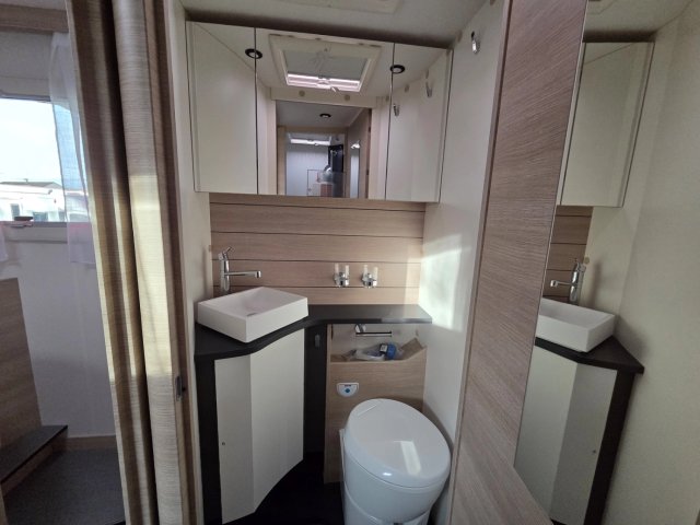 Rapido 8096 DF - Photo 13