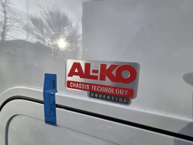 Rapido 8096 DF - Photo 17