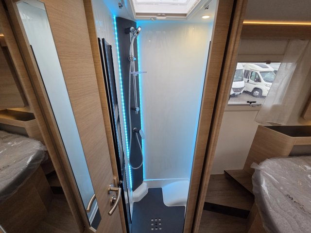 Rapido 8096 DF - Photo 39