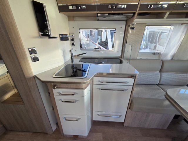 Rapido 896 F - Photo 8