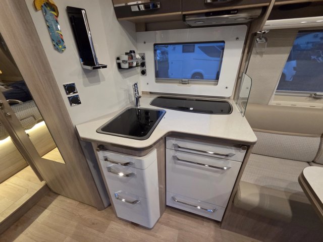 Rapido 896 F - Photo 24