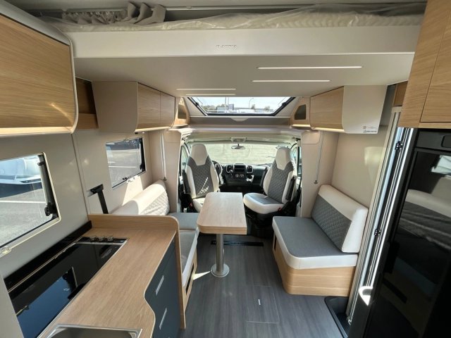 Adria Matrix 650 DC Limited Edition 60 Years - Photo 6