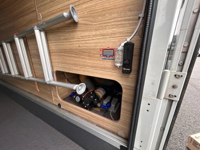 Adria Matrix 670 SBC Platinum PLATINIUM - Photo 9