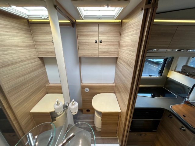 Adria Matrix 670 SBC Platinum PLATINIUM - Photo 21