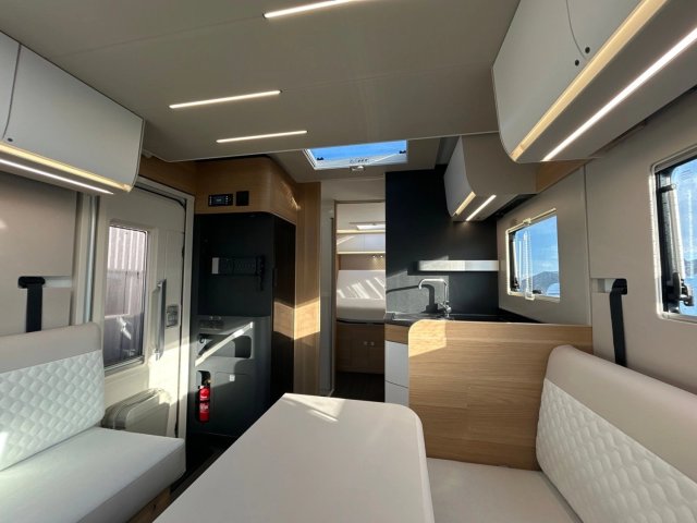 Adria Matrix Plus 670 DC - Photo 8