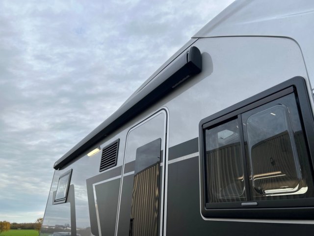 Adria Matrix Supreme 670 DC - Photo 9