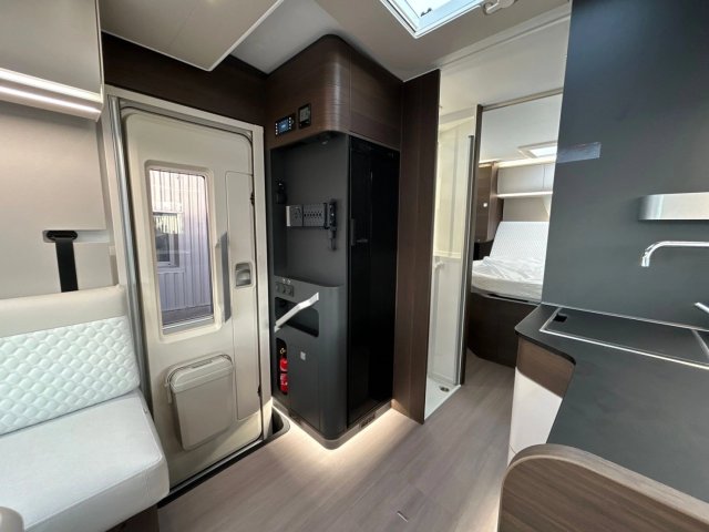 Adria Matrix Supreme 670 DC - Photo 17