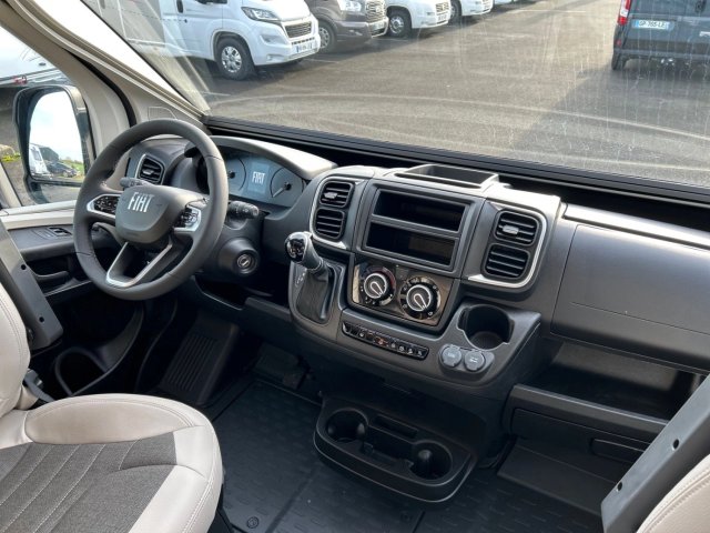 Adria Twin 640 SGX 60 YEARS - Photo 5