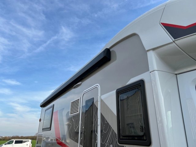 Challenger 328 Graphite Ultimate - Photo 9