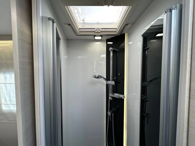 Challenger 328 Graphite Ultimate - Photo 19