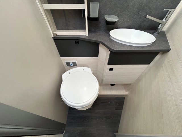 Challenger 328 Graphite Ultimate - Photo 22