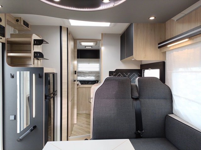 Challenger 384 Etape Edition Location HUNYVERS - Photo 3