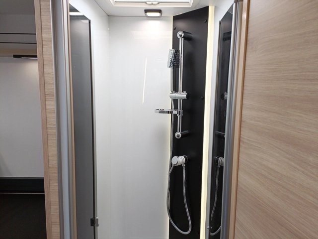 Challenger 384 Etape Edition Location HUNYVERS - Photo 8