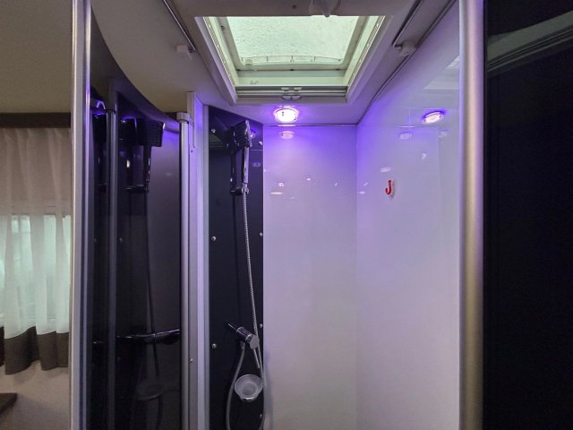 Challenger Quartz 288 EB - Photo 17