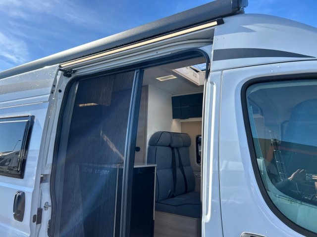 Challenger V114 Max Break Edition Light EDITON - Photo 9