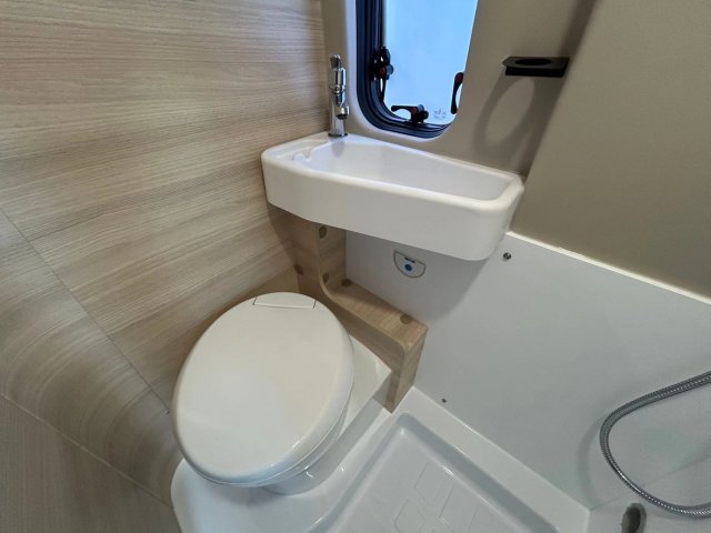 Challenger V114 Max Break Edition Light EDITON - Photo 17