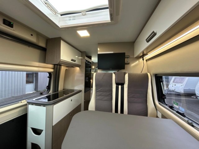 Challenger V114 Max Road Edition VIP - Photo 6