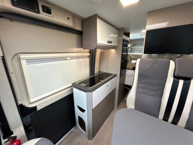 Challenger V114 Max Road Edition VIP - Photo 8