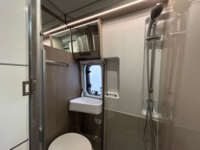 Challenger V114 Max Road Edition VIP - Photo 24