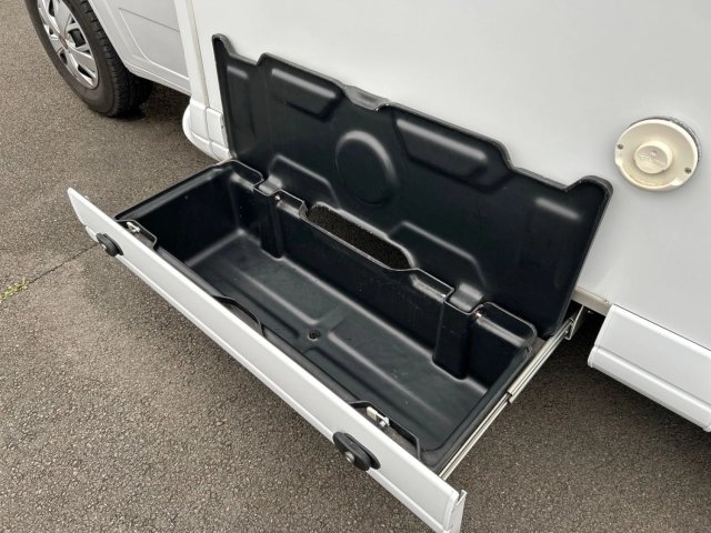 Pilote P 740 FGJ Expression - Photo 12