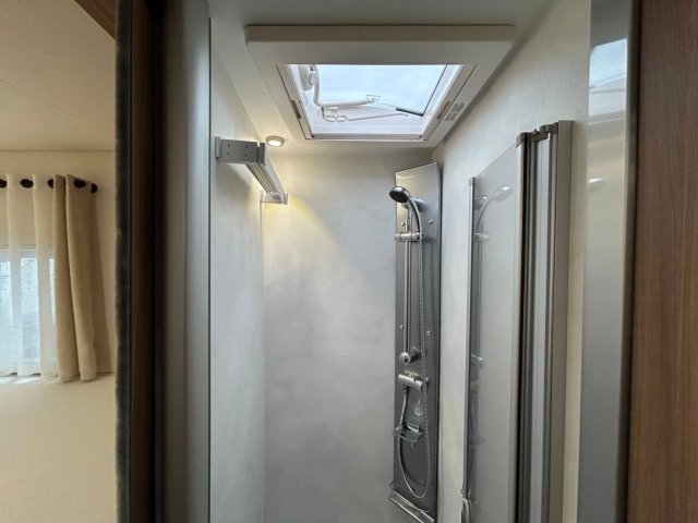 Pilote P 740 FGJ Expression - Photo 18