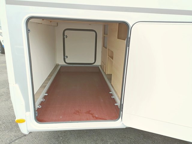 Sunlight T 680 Adventure Edition Location HUNYVERS - Photo 3