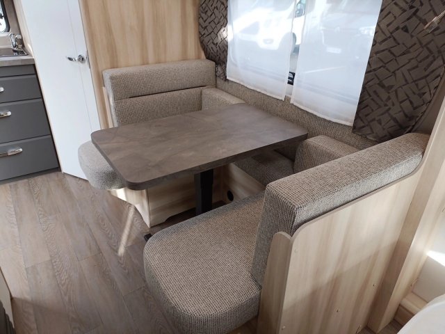 Hobby De Luxe 460 SFF - Photo 7