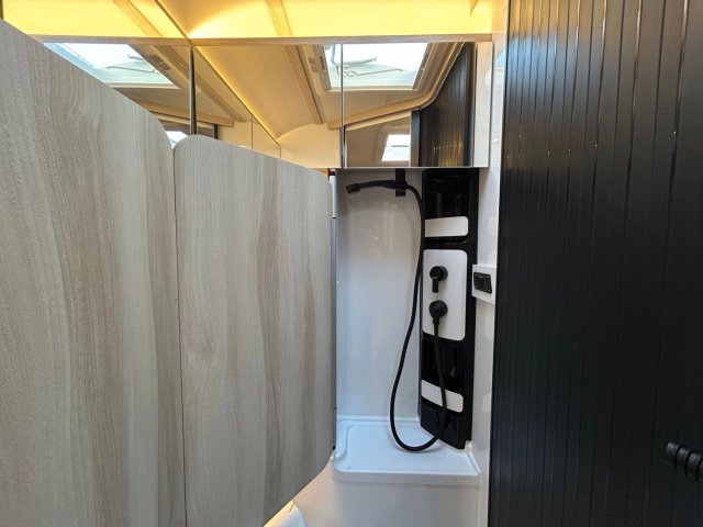 Hobby De Luxe 460 SFF - Photo 15