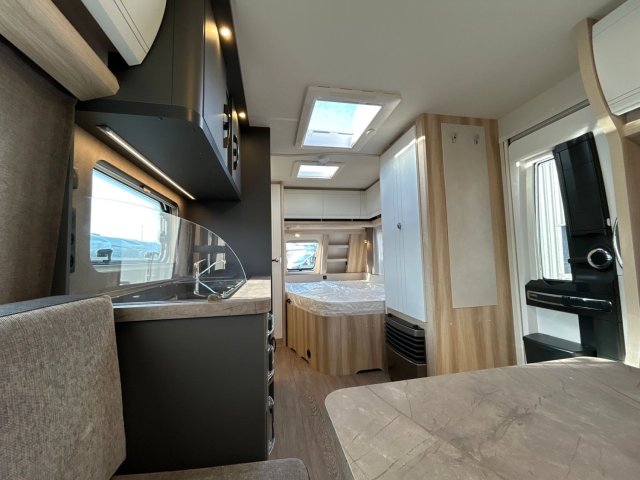 Hobby De Luxe 460 UFE - Photo 5