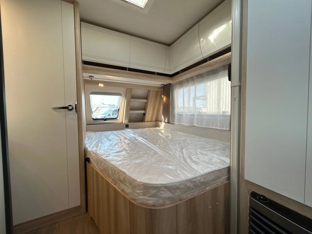 Hobby De Luxe 460 UFE - Photo 6