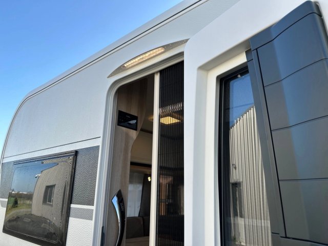 Hobby De Luxe 460 UFE - Photo 9