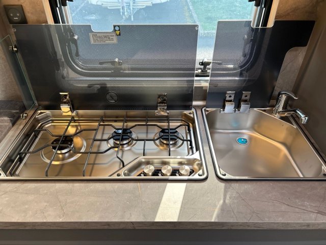 Hobby De Luxe 460 UFE - Photo 23