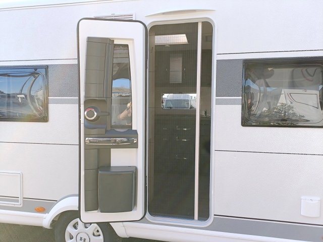 Hobby De Luxe 495 WFB - Photo 9