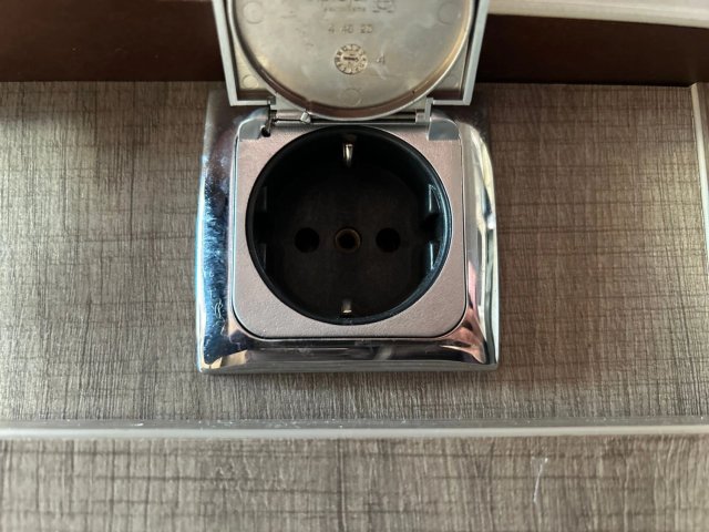 Bavaria Arctic F60 DG - Photo 8