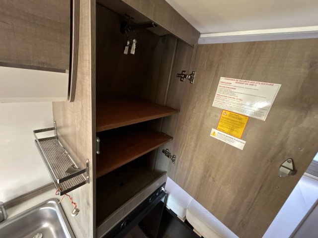 Bavaria Arctic F60 DG - Photo 9