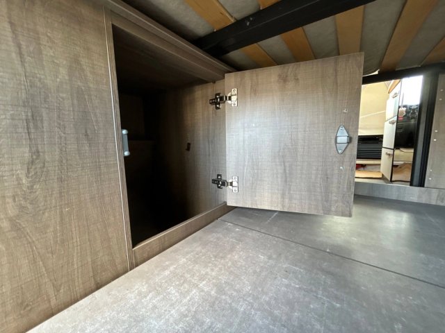 Bavaria Arctic F60 DG - Photo 11