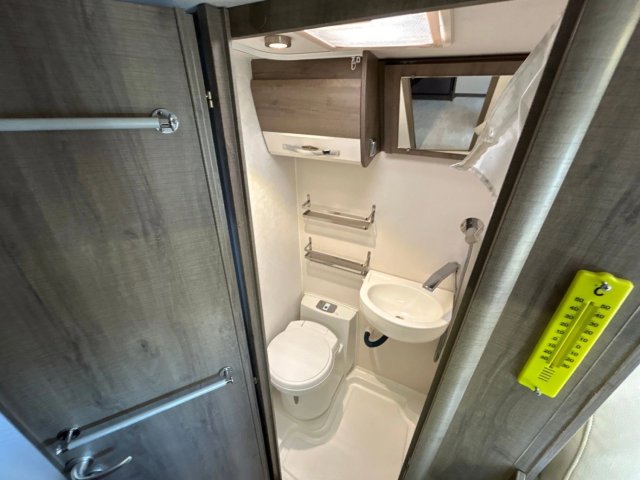 Bavaria Arctic F60 DG - Photo 15