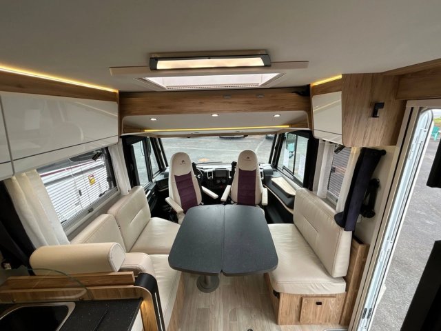 Bavaria Initial I720FC Nomade - Photo 5