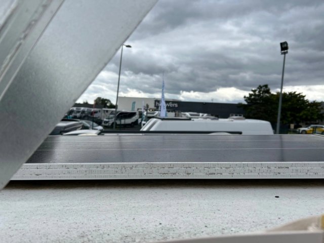 Bavaria Initial I720FC Nomade - Photo 9