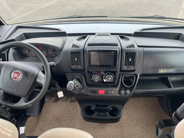 Bavaria Initial I740C Style - Photo 5