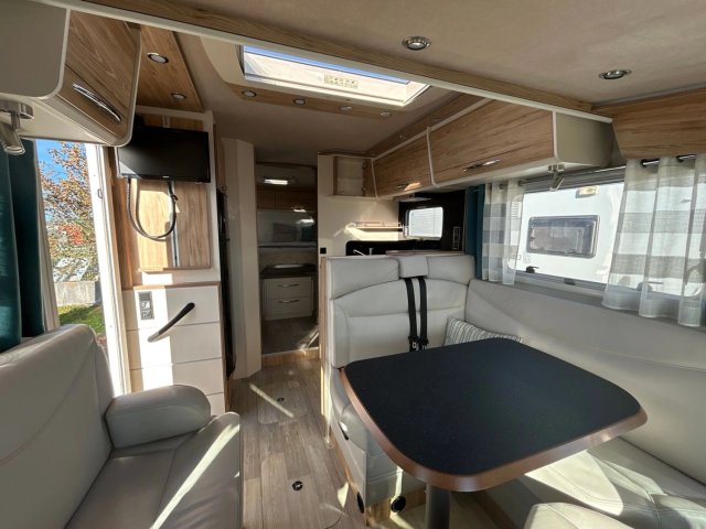 Bavaria Initial I741C Allure - Photo 6