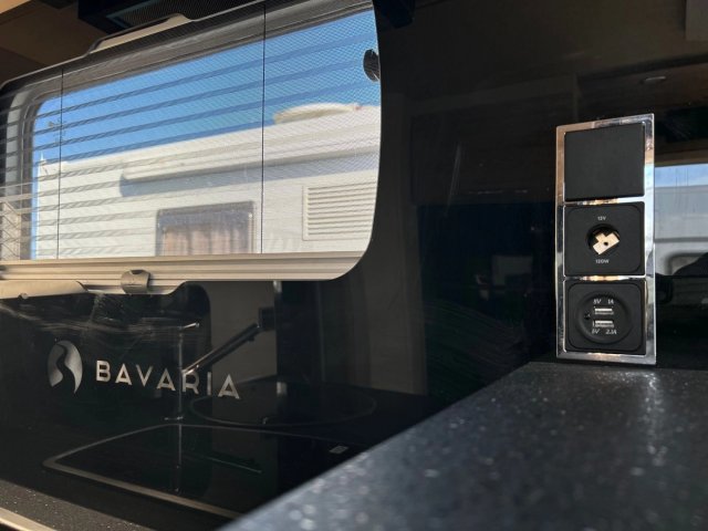 Bavaria Initial I741C Allure - Photo 7