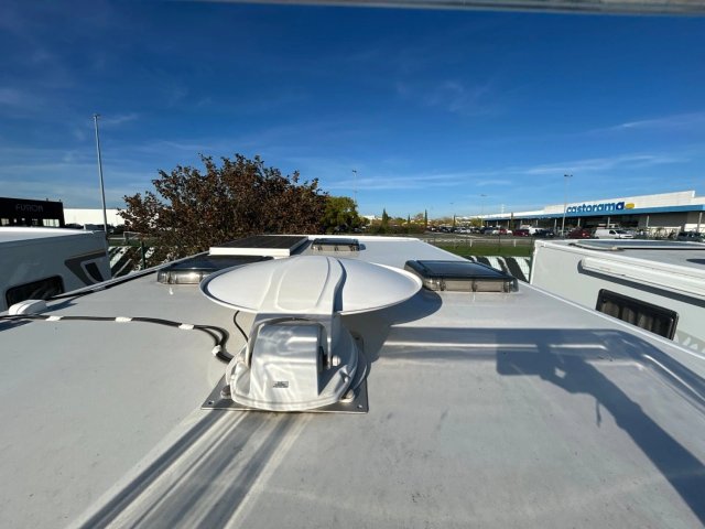 Bavaria Initial I741C Allure - Photo 13