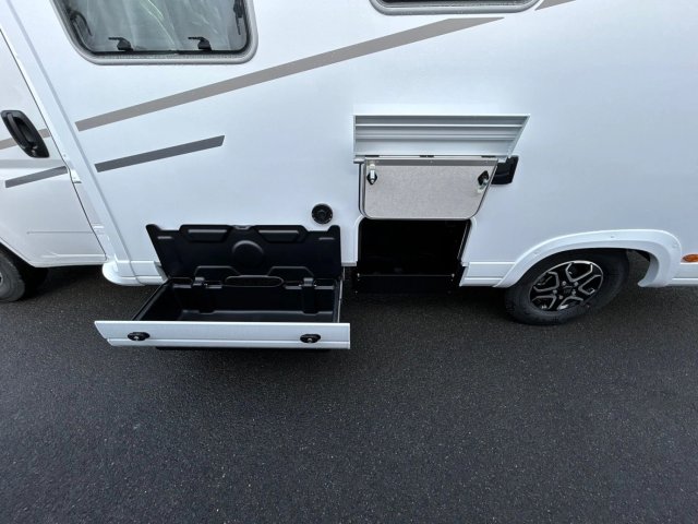 Bavaria T720FGJ Intense - Photo 10