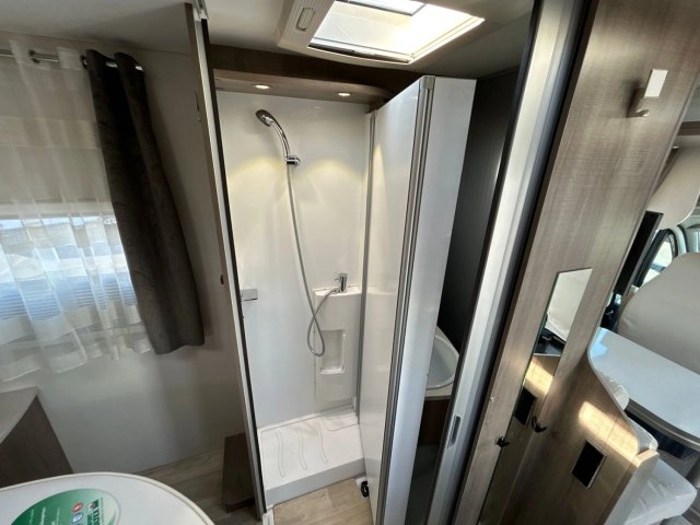 Bavaria Tren-D T656C Style - Photo 10