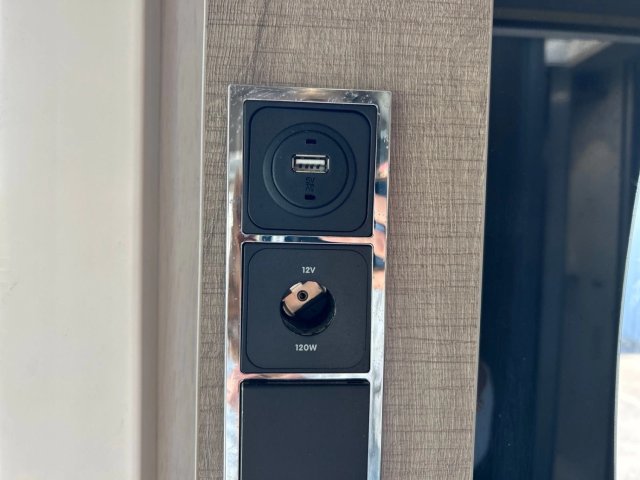 Bavaria Tren-D T656C Style - Photo 20